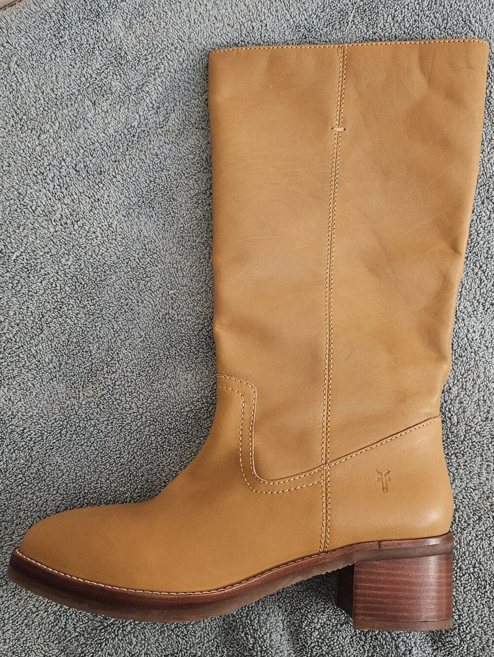 Frye 10 Brand NEW Women’s Tan Leather Mid-Calf Boots - Picture 8 of 9